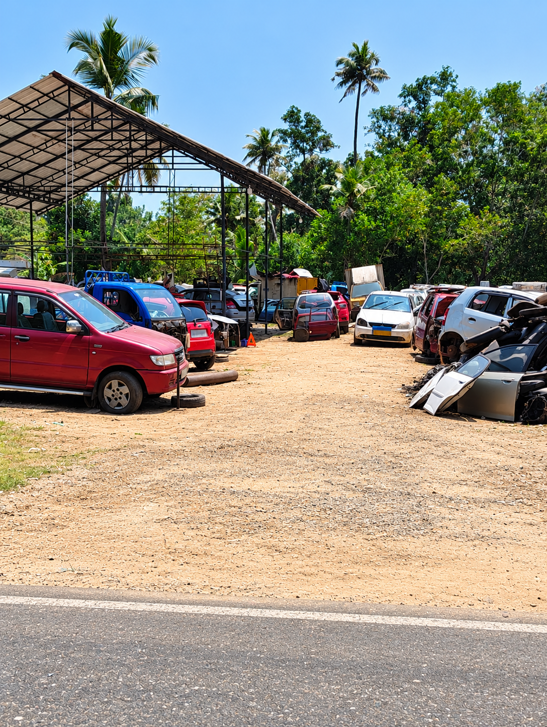 Star Old Spare Parts warehouse operations and vehicle dismantling facility in Alappuzha